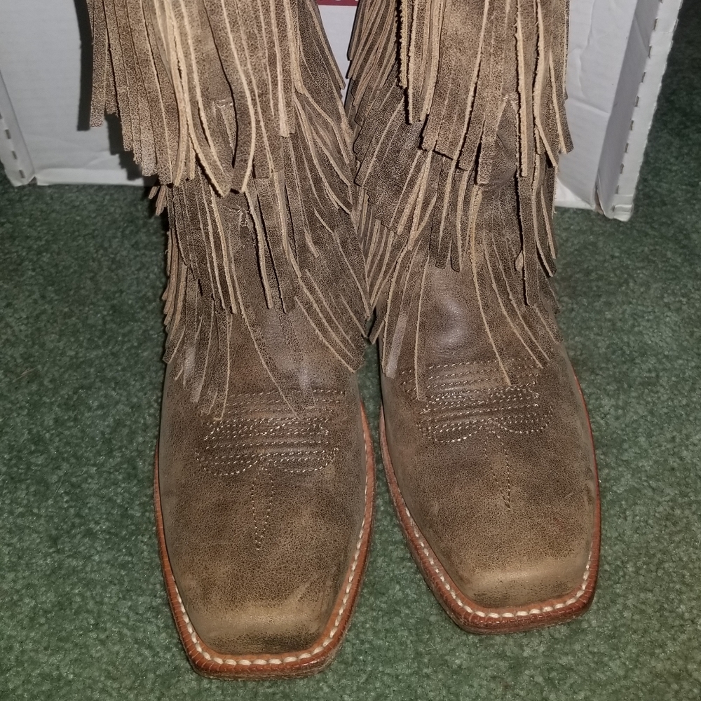 Twisted X steppin out western boots. Size7